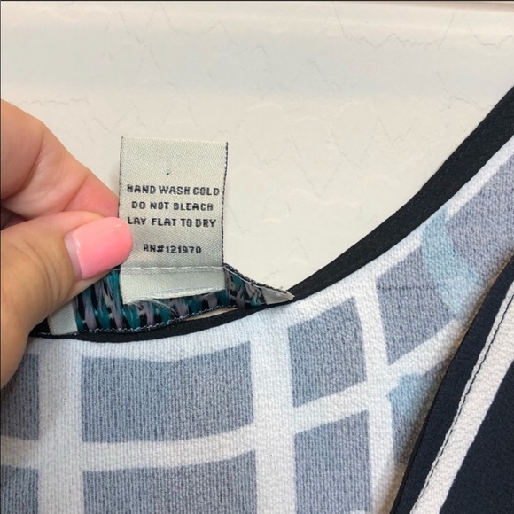 3/$20 Flying Tomato Cold Shoulder Floral Top, Small - Picture 4 of 6